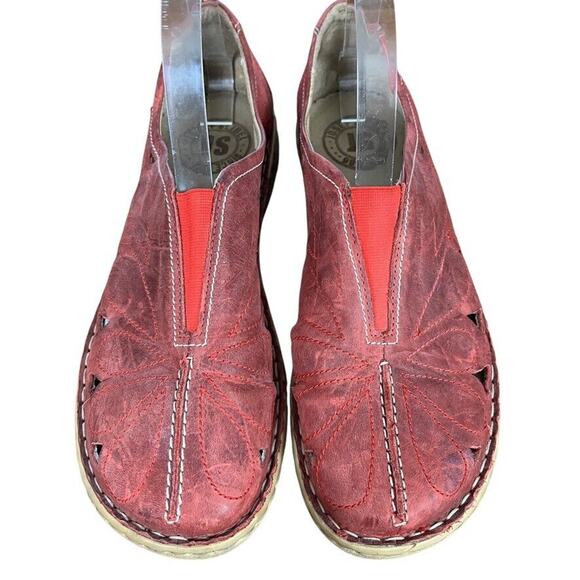 Josef Seibel Womens Red Leather Flats Slip On Cut Outs Loafers Shoes 41 10 10.5 - Picture 6 of 16